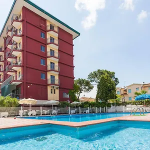 https://hotel-frank.hotelinveneto.com